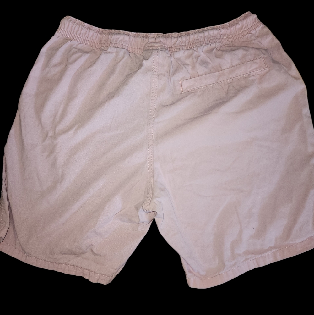 Mens H&M Light Pink Casual Shorts. Preloved And Size Medium - Picture 2 of 3